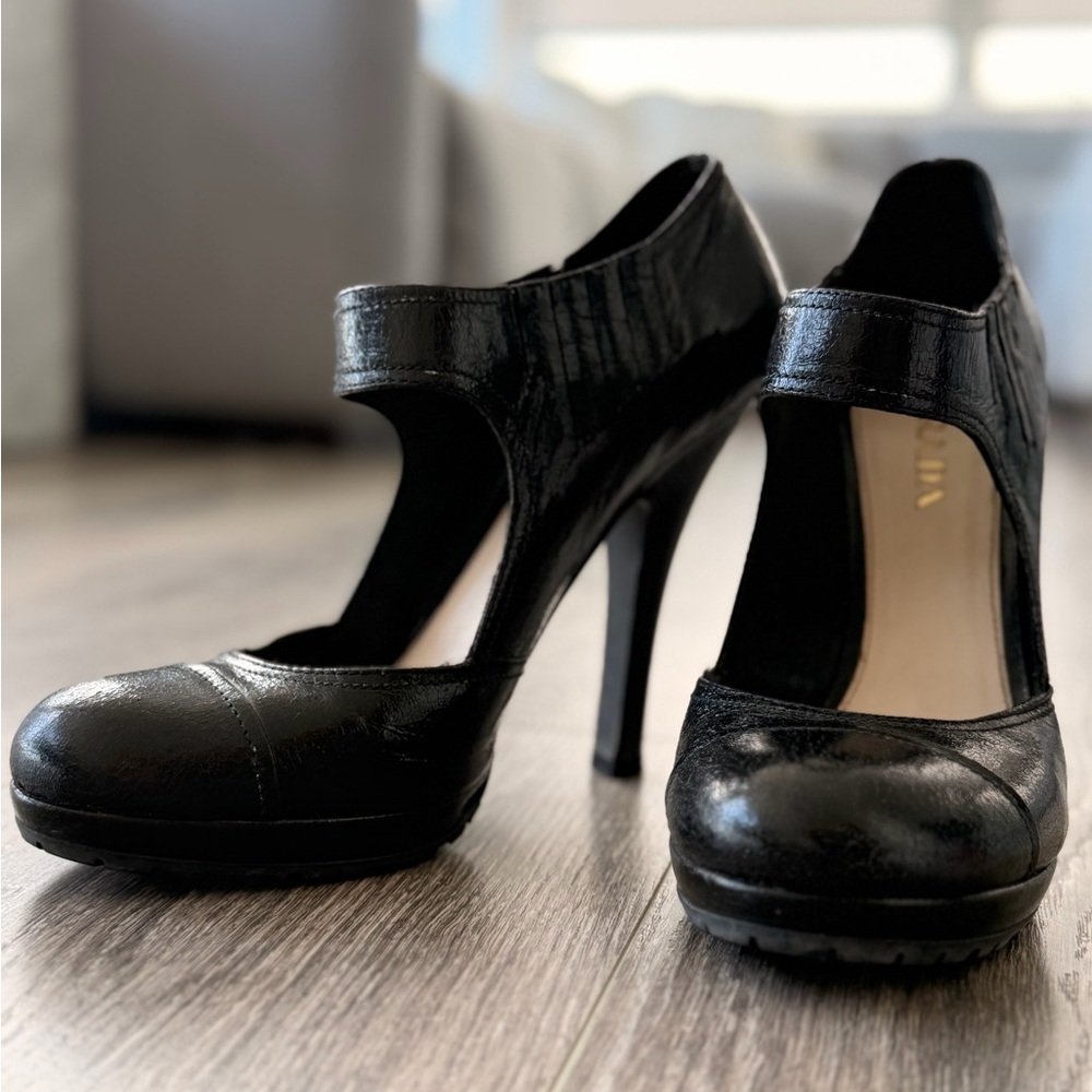 Authentic Black Prada Crackle Brush Leather Mary Jane Pump Size 40.5